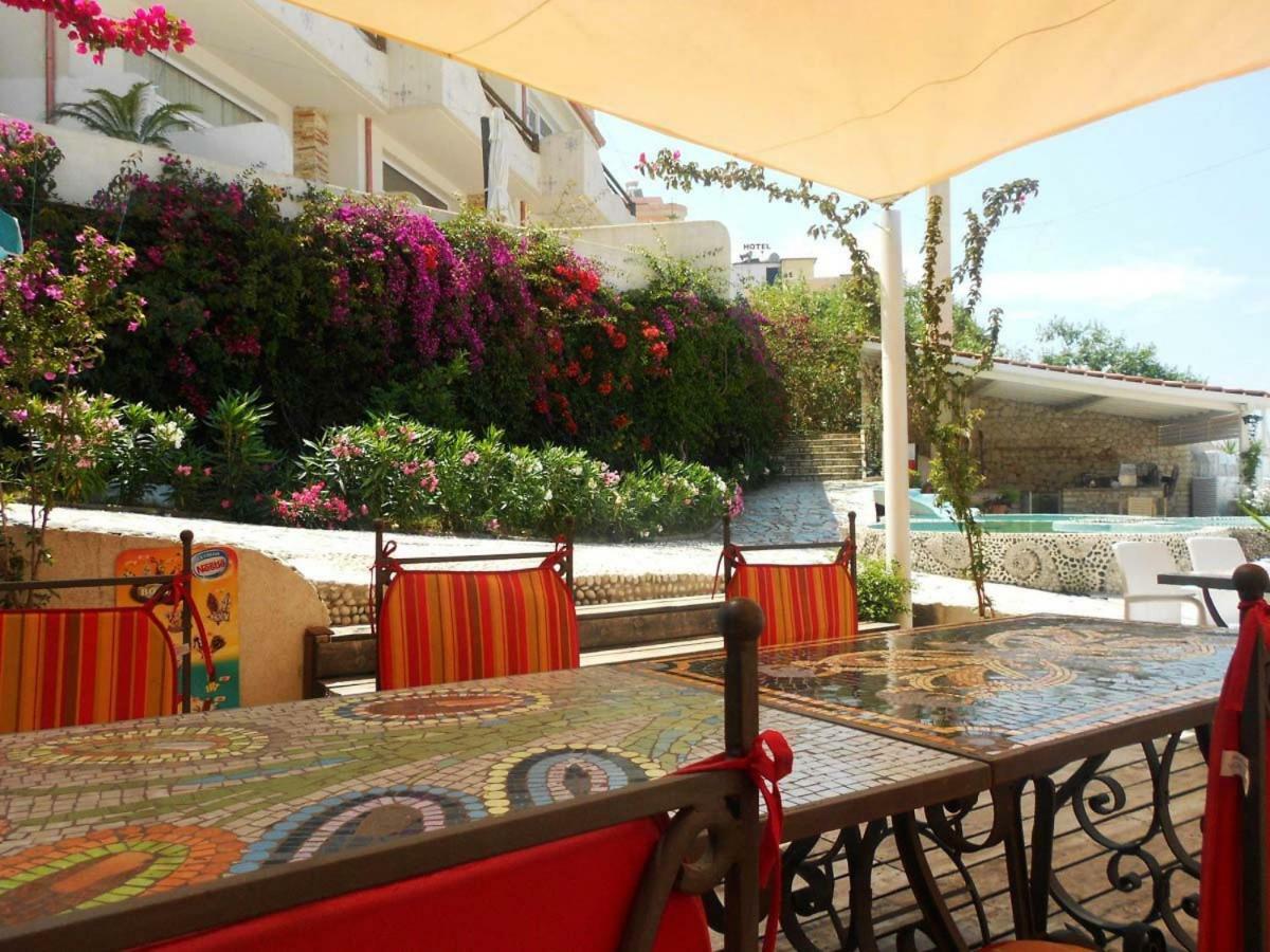 Bougainville Bay Resort - Villa 11 Sarandë Eksteriør bilde