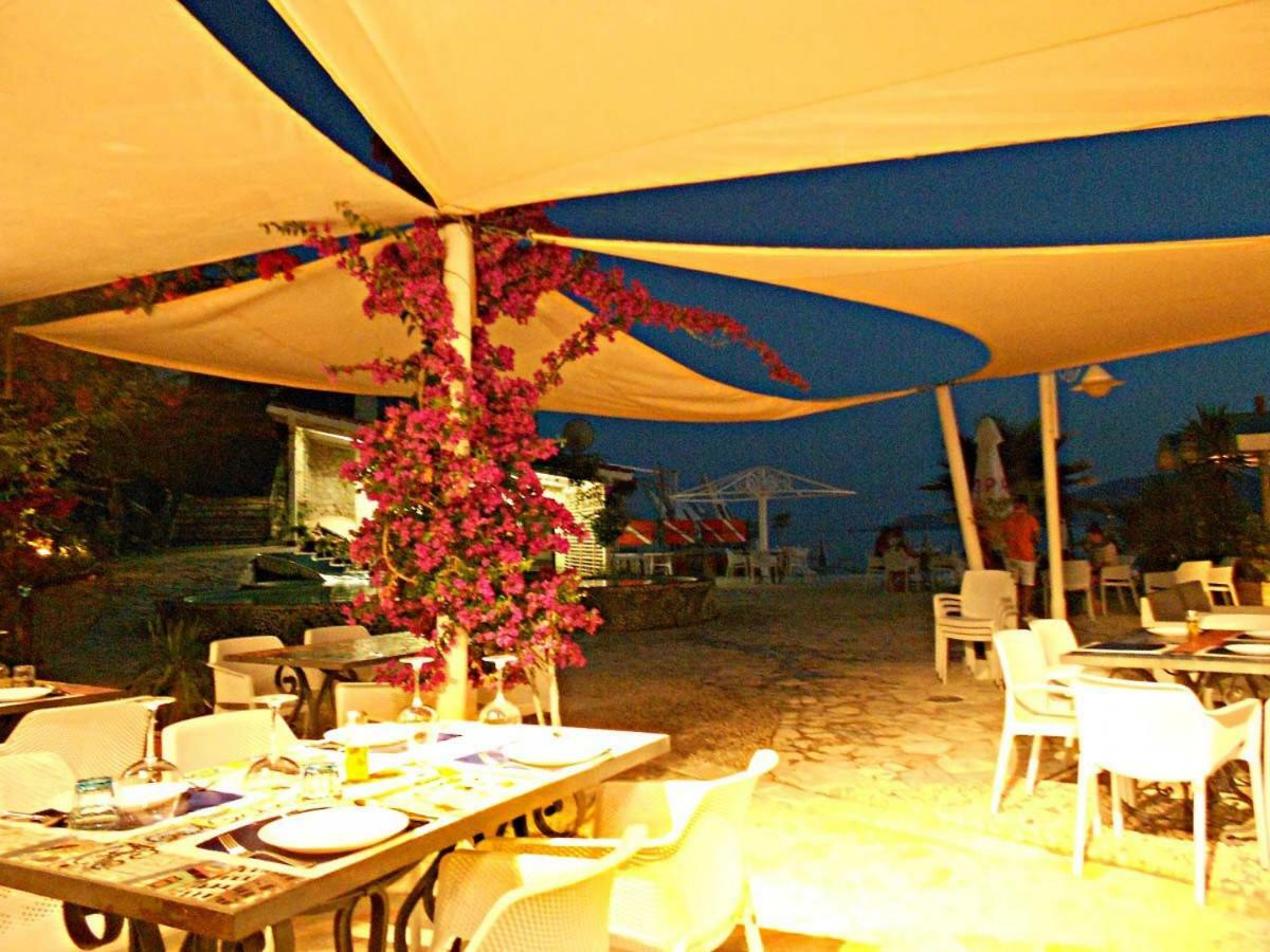 Bougainville Bay Resort - Villa 11 Sarandë Eksteriør bilde